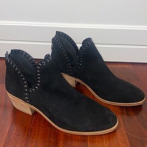 Vince camuto booties